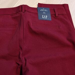 GAP red signature skinny ankle dress pants, size 10